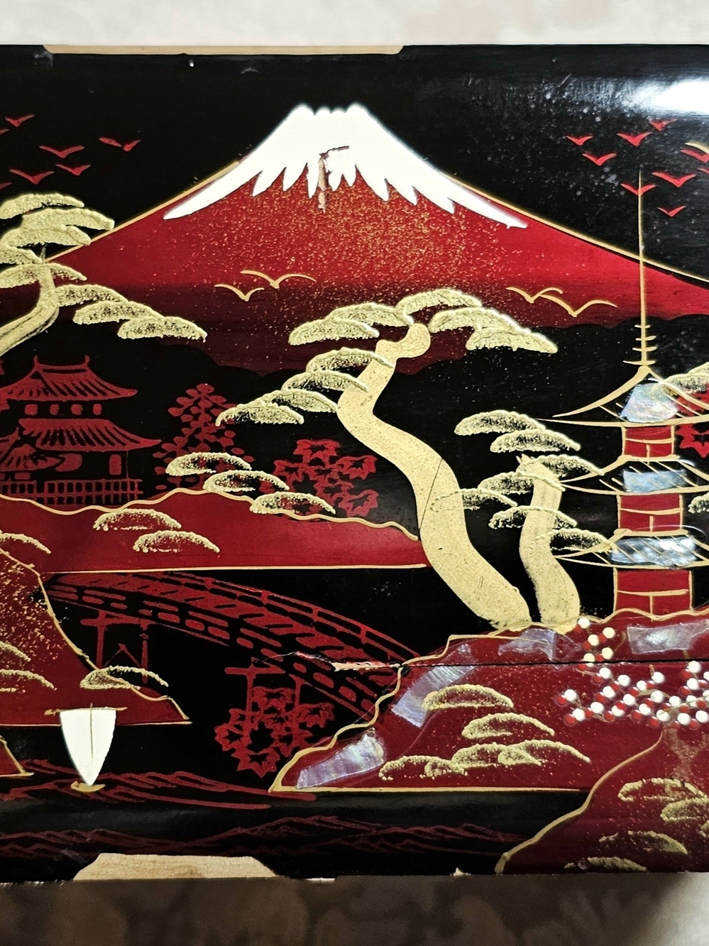 Vintage Japanese Lacquer Jewelry Music Box in Black Red Gold Accents READ - Picture 2 of 11